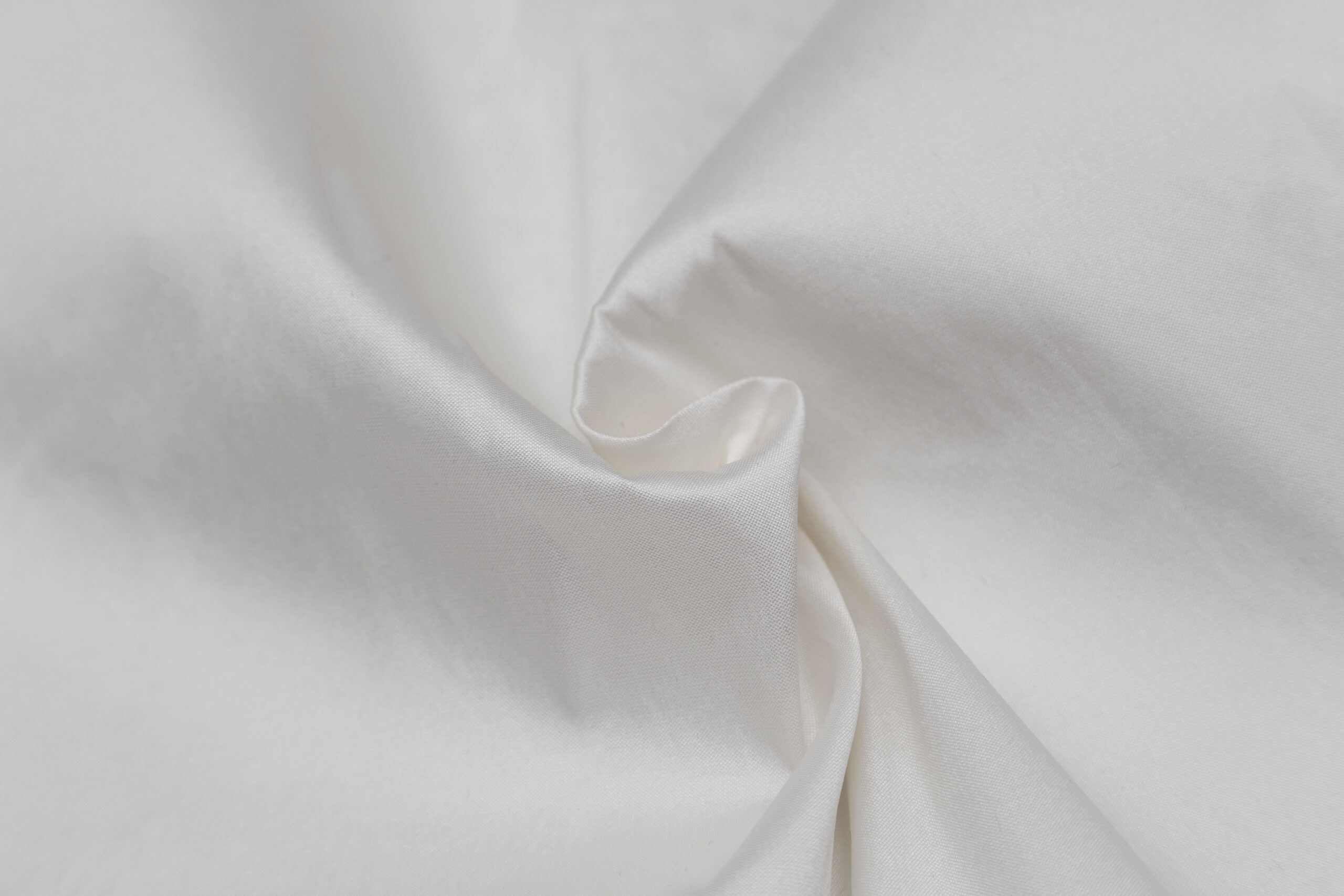 Taffeta India - Off White