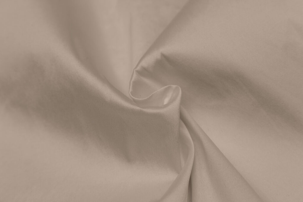 Taffeta India - Off White