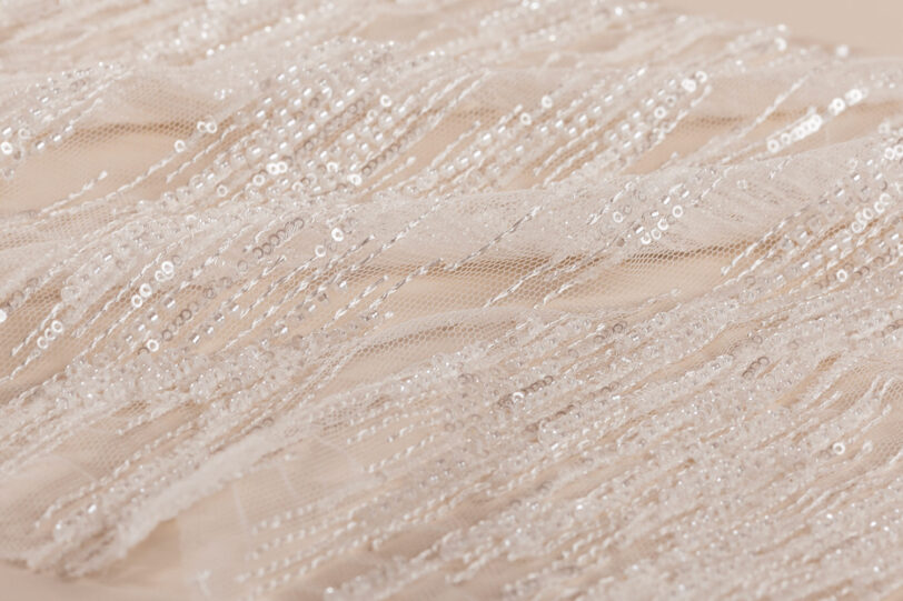Tulle Bordado Celestial - Image 2
