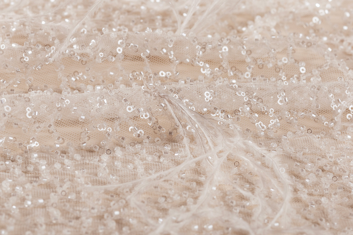 Tulle Bordado Plumas