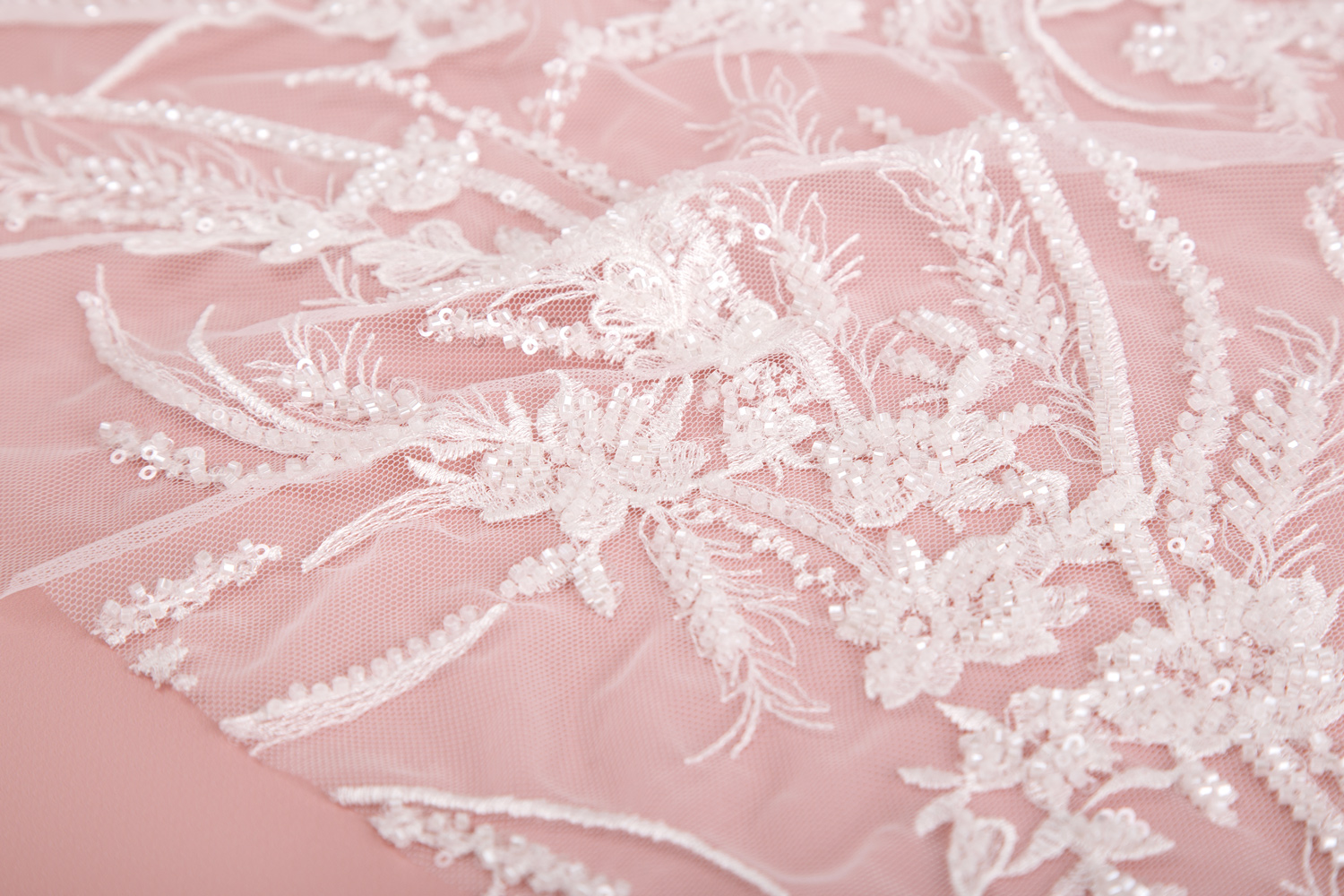 Tulle Bordado Eglantine